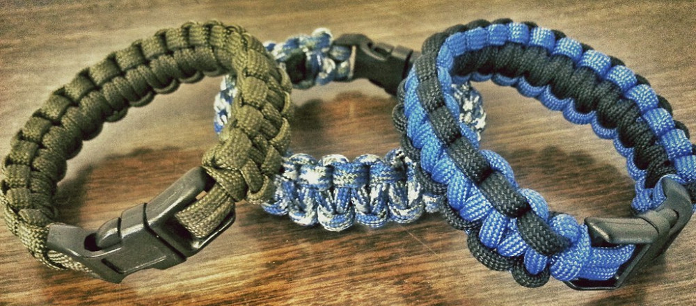 paracord survival bracelet